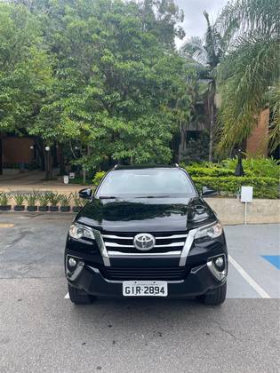TOYOTA HILUX SW4 2.7 SRV 7 LUGARES 4X2 16V FLEX 4P AUTOMÁTICO TOYOTA HILUX SW4 2.7 SRV 7 LUGARES 4X2 16V FLEX 4P AUTOMÁTICO